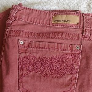 Unionbay Dusty Rose Colored Cropped Midrise